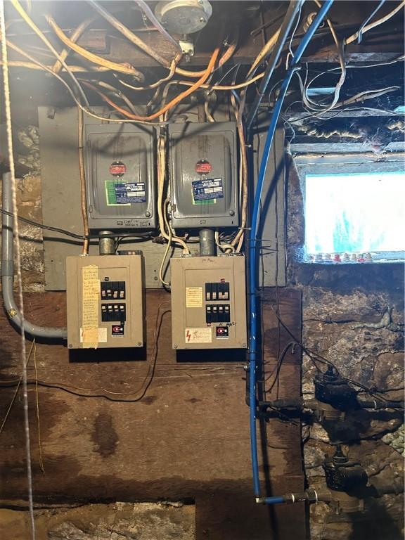 411 Cherry St, City Of But Ne, PA 16001 - utility room with electric panel