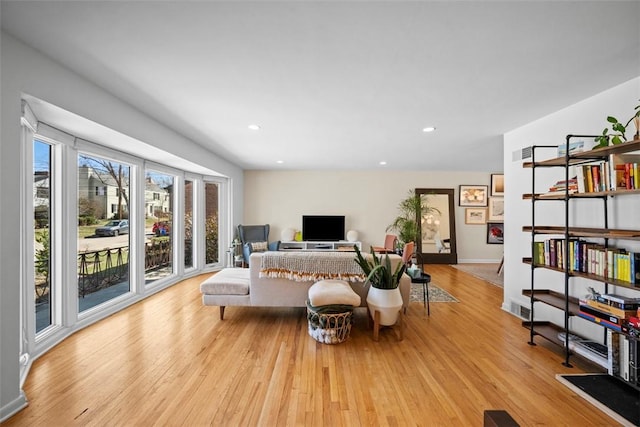 7134 Roycrest Pl, Point Breeze, PA 15208 - living room with light wood finished floors, recessed lighting, and baseboards