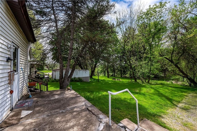 250 E Neshannock Ave, New Wilmington Boro, PA 16142 - view of green lawn featuring an outbuilding