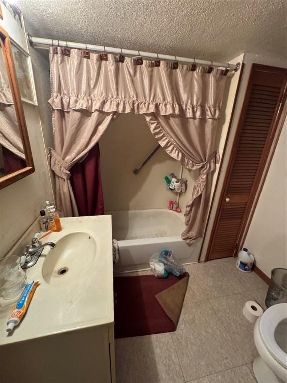 300 N Ave, Midway, PA 15060 - bathroom with a textured ceiling, a bath, vanity, tile patterned floors, and toilet