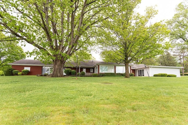 302 Derrick Ave, South Union Twp, PA 15401 - view of green lawn