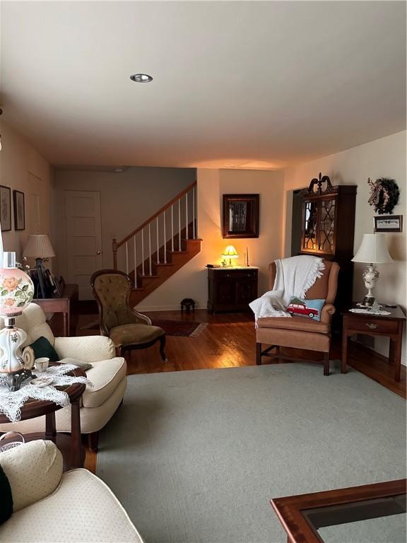 141 Mar Vel Dr, Center Twp But, PA 16001 - living area featuring stairs and wood finished floors