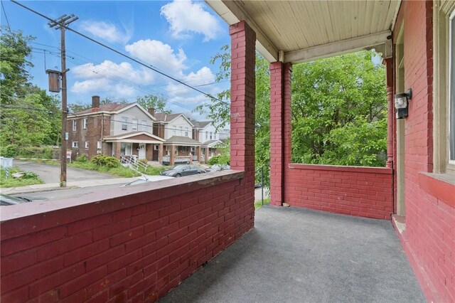3318 Juliet St, Oakland, PA 15213 - covered porch featuring a residential view