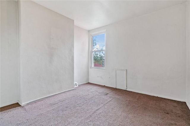 3318 Juliet St, Oakland, PA 15213 - spare room featuring carpet floors