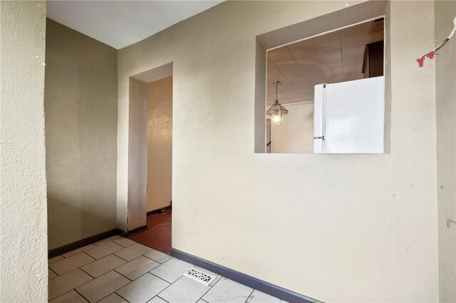 410 Orwell Way, Bloomfield, PA 15224 - corridor with tile patterned flooring and baseboards