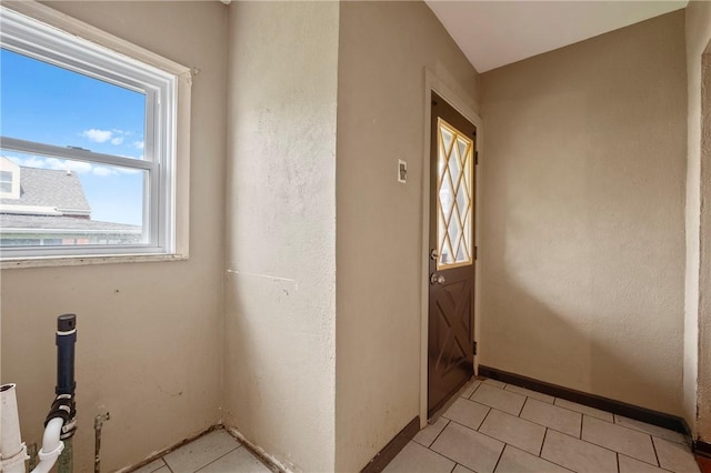 410 Orwell Way, Bloomfield, PA 15224 - interior space featuring light tile patterned floors and baseboards
