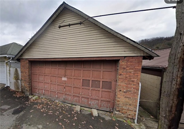 830 Indiana Ave, Glassport, PA 15045 - photo 1