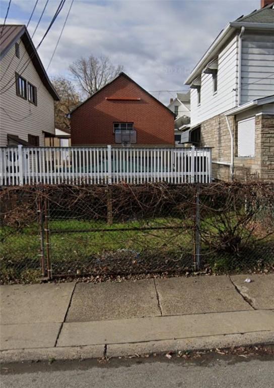 830 Indiana Ave, Glassport, PA 15045 - photo 7