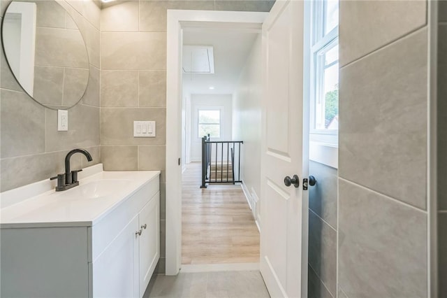 3510 Middletown Rd, Crafton Heights, PA 15204 - bathroom with tile walls, vanity, and baseboards