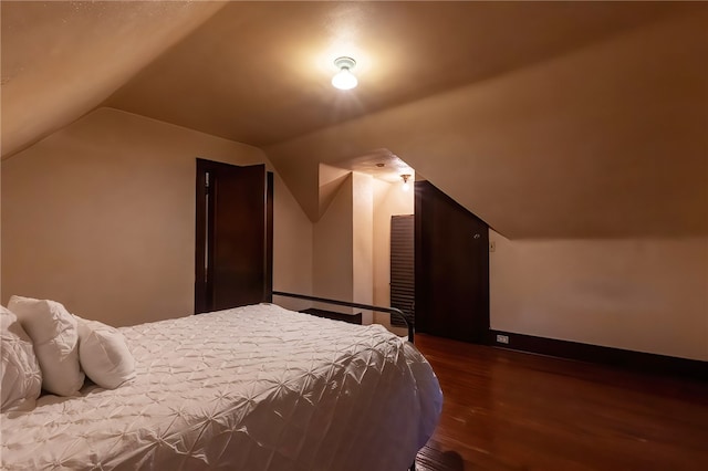 422 Hays Ave, Mount Oliver, PA 15210 - bedroom with wood finished floors and lofted ceiling