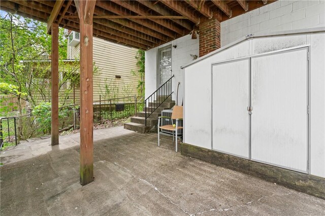 2351 Saranac Ave, Beechview, PA 15216 - view of patio