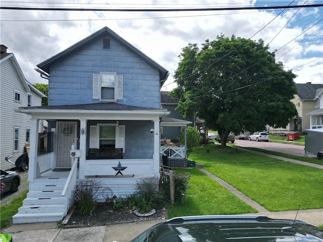 328 3rd St, City Of But Ne, PA 16001 - traditional style home with covered porch and a front yard