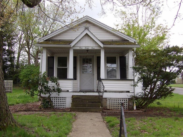 141 Pierce Ave, Sharpsville, PA 16150 - view of front of house featuring covered porch