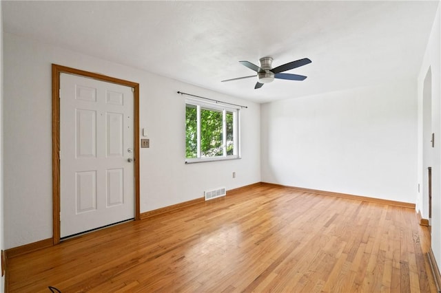 119 Hillcrest Dr, Ross Twp, PA 15237 - empty room featuring light wood-style floors, baseboards, and a ceiling fan