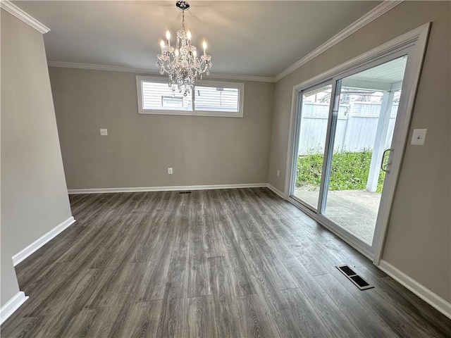 94 Lenox St, Uniontown, PA 15401 - unfurnished room featuring dark wood-style floors, baseboards, healthy amount of natural light, and ornamental molding
