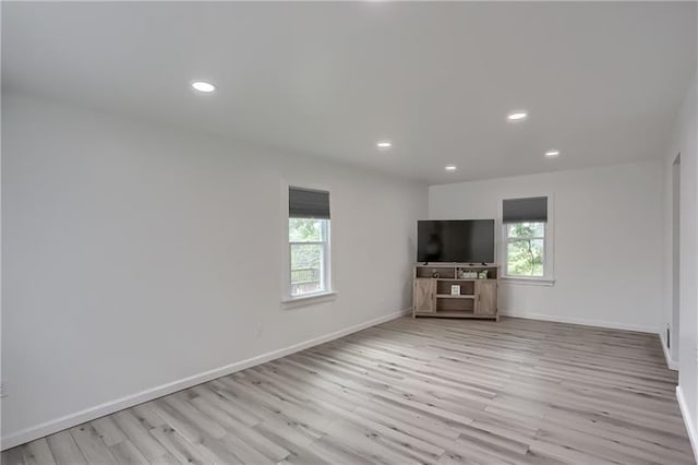 622 Ascension Dr, West Mifflin, PA 15122 - unfurnished living room with light wood-style flooring, plenty of natural light, recessed lighting, and baseboards