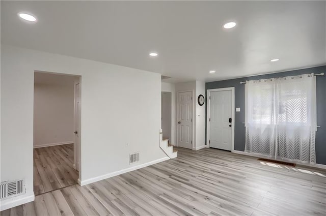 622 Ascension Dr, West Mifflin, PA 15122 - foyer with light wood finished floors, stairway, recessed lighting, and baseboards