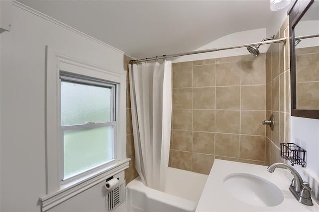 622 Ascension Dr, West Mifflin, PA 15122 - full bathroom featuring a sink, healthy amount of natural light, and shower / bath combo with shower curtain