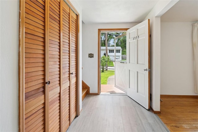1777 Oblock Rd, Plum Boro, PA 15239 - entrance foyer featuring light wood finished floors and baseboards