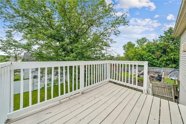 1422 Meadow St, Mckeesport, PA 15132 - view of wooden terrace
