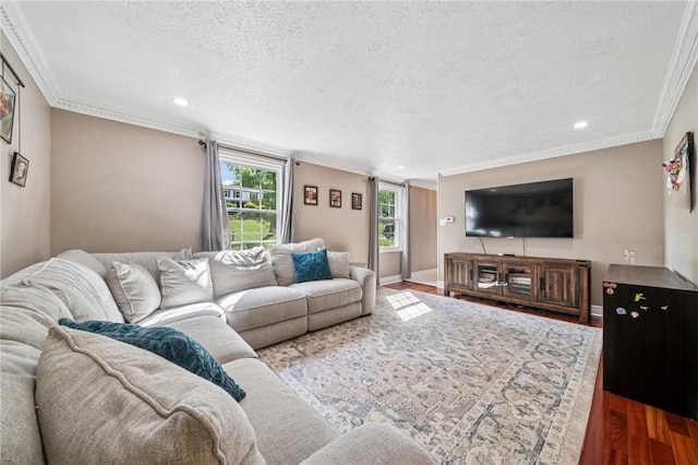 282 Carmell Dr, Upper St Clair, PA 15241 - living area with wood finished floors, a textured ceiling, recessed lighting, baseboards, and crown molding