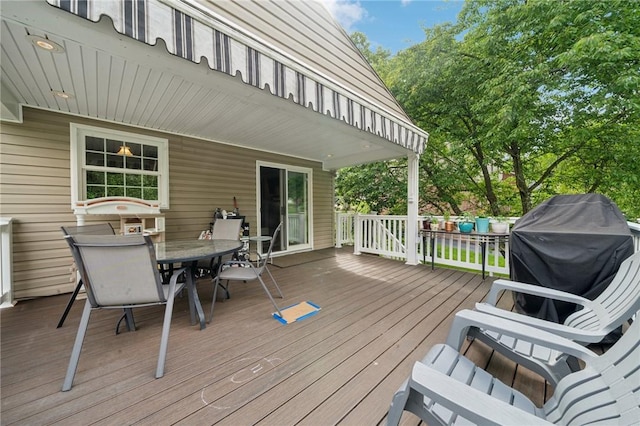 282 Carmell Dr, Upper St Clair, PA 15241 - wooden deck featuring outdoor dining space