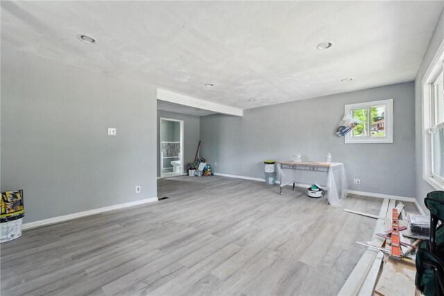 920 W 4th Ave, Derry Twp, PA 15627 - living room featuring baseboards, wood finished floors, and recessed lighting