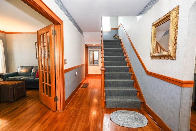 120 S Shenango St, Mercer Boro Mer, PA 16137 - staircase featuring wood finished floors
