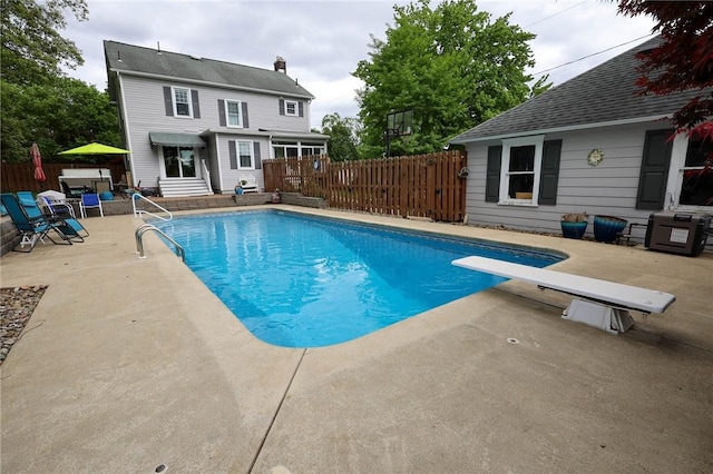 120 S Shenango St, Mercer Boro Mer, PA 16137 - view of pool featuring a patio, a fenced backyard, a diving board, and entry steps