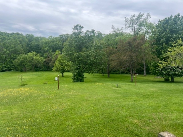 525 Glade Mill Run, Middlesex Twp, PA 16059 - view of green lawn