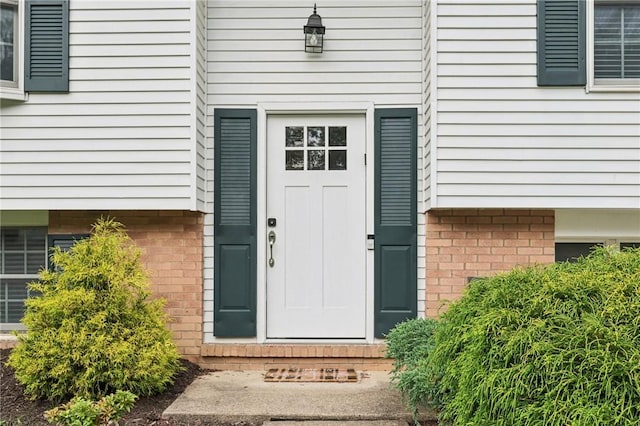 362 Fruitwood Dr, Bethel Park, PA 15102 - doorway to property featuring brick siding