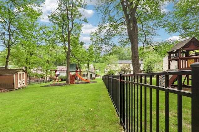 362 Fruitwood Dr, Bethel Park, PA 15102 - view of yard featuring a playground