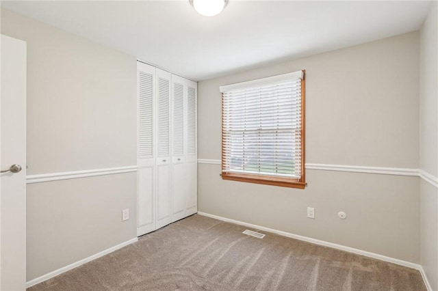 362 Fruitwood Dr, Bethel Park, PA 15102 - unfurnished bedroom featuring a closet, carpet floors, and baseboards