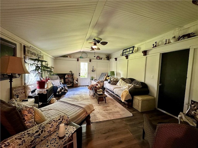 1641 Clintonville Rd, Irwin Twp, PA 16038 - sunroom featuring lofted ceiling
