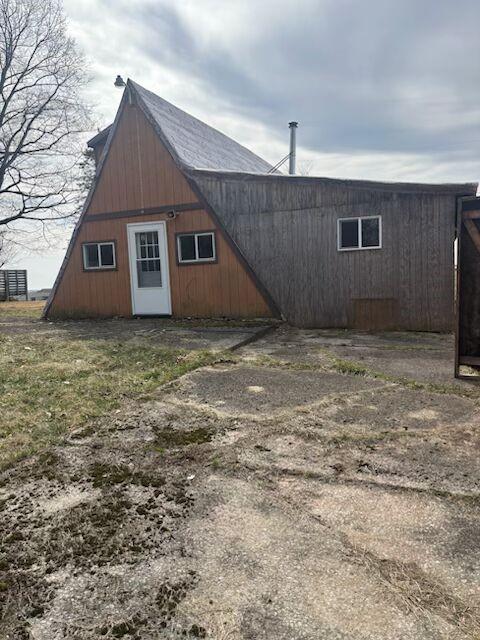 227 Woodlands Rd, Connoquenessing Twp, PA 16033 - view of outdoor structure