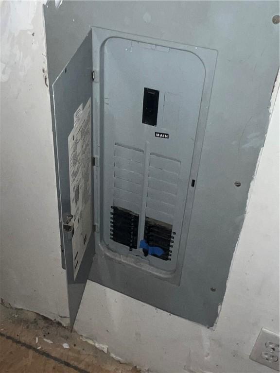 227 Woodlands Rd, Connoquenessing Twp, PA 16033 - utilities with electric panel
