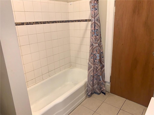 601 N Ave, Wilkinsburg, PA 15221 - full bathroom with tile patterned flooring and shower / tub combo
