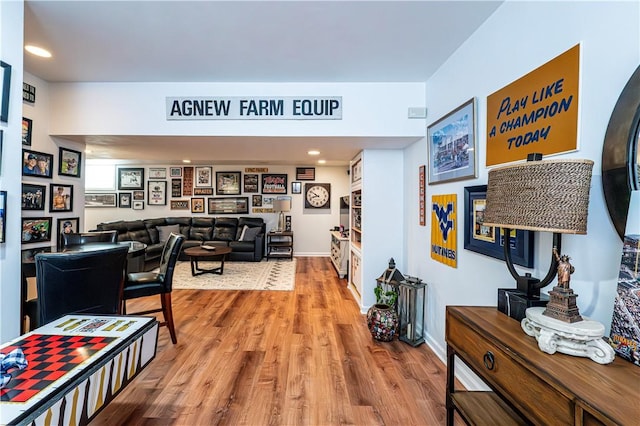 585 Agnes St, Hempfield Twp Wml, PA 15601 - interior space featuring wood finished floors and recessed lighting