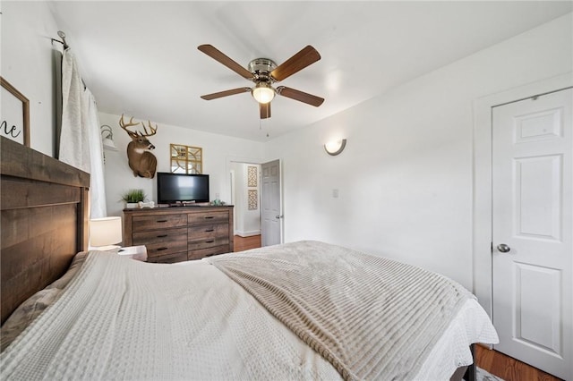 136 Isabella St, Derry Twp, PA 15717 - bedroom with wood finished floors and a ceiling fan