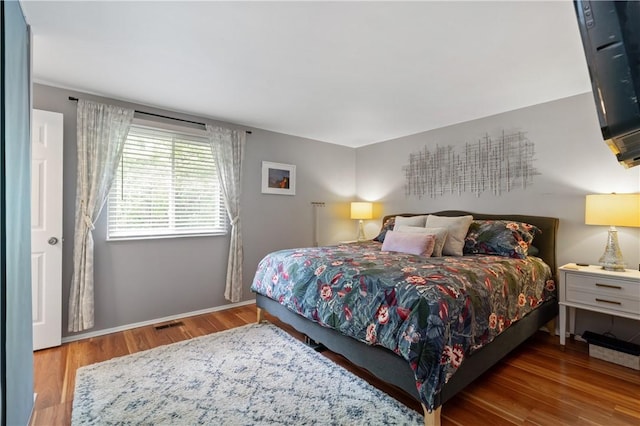 15 Fawnridge Dr, Robinson Twp Nwa, PA 15136 - bedroom with wood finished floors and baseboards