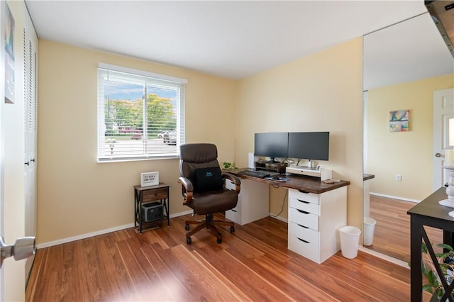 15 Fawnridge Dr, Robinson Twp Nwa, PA 15136 - home office featuring light wood-type flooring and baseboards