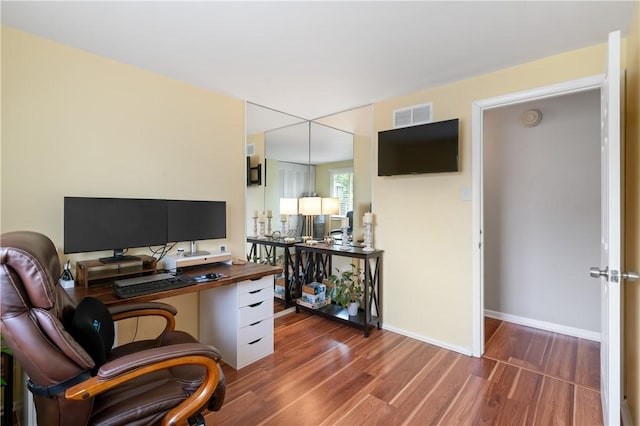 15 Fawnridge Dr, Robinson Twp Nwa, PA 15136 - office area featuring wood finished floors and baseboards