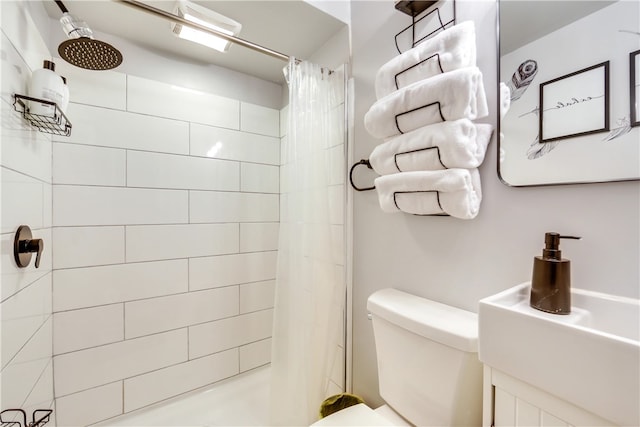 514 Knoll St, Central North Side, PA 15212 - full bathroom with toilet and a tile shower