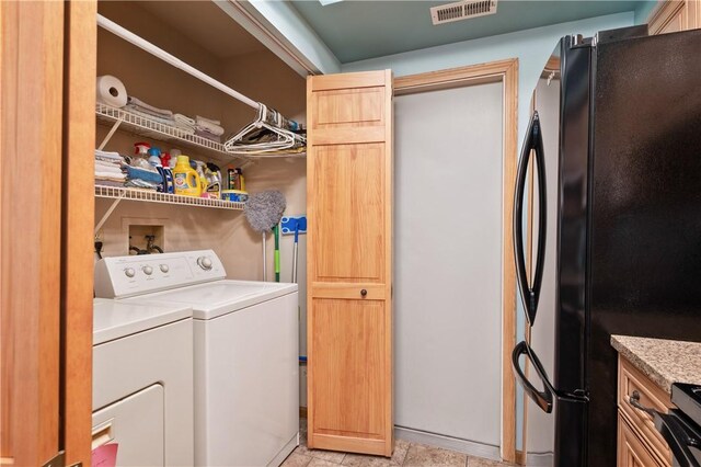 22 Ashford Dr, Cranberry Twp, PA 16066 - washroom featuring washing machine and dryer