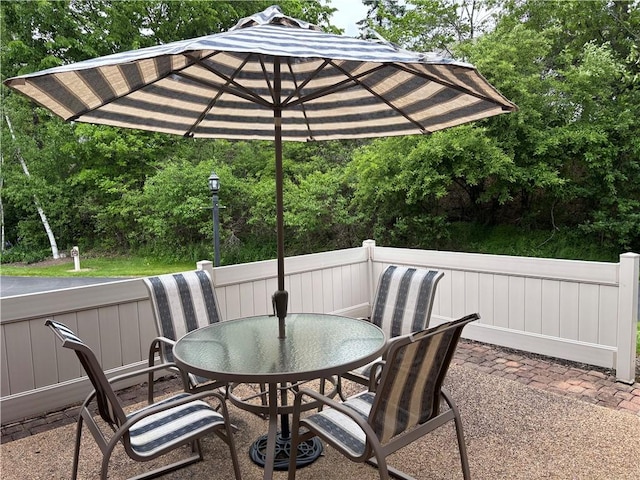 22 Ashford Dr, Cranberry Twp, PA 16066 - view of patio / terrace featuring outdoor dining area