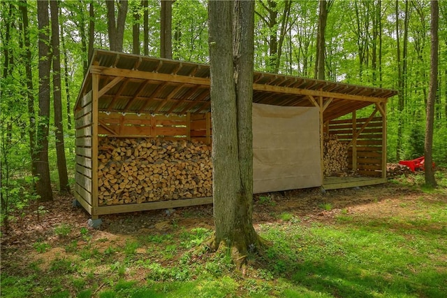500 Shady Ln, Slippery Rock Twp Law, PA 16117 - view of outdoor structure with a forest view