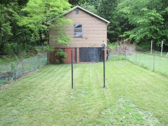 1528 Beaver Rd, Ambridge, PA 15003 - view of yard