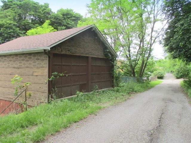 1528 Beaver Rd, Ambridge, PA 15003 - view of detached garage