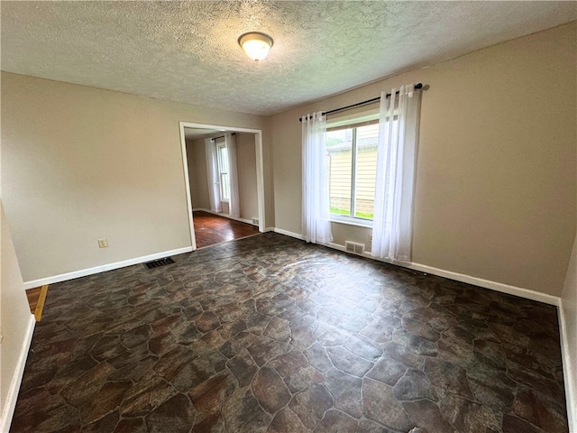 704 S Center St, Grove City Boro, PA 16127 - photo 12