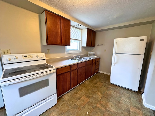 704 S Center St, Grove City Boro, PA 16127 - photo 14